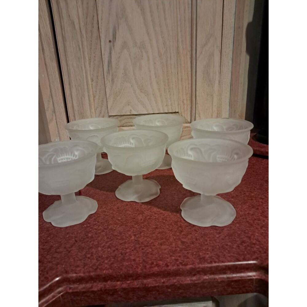 AVON "AVC10" 7 Frosted Champagne/Tall Sherbet 3 3/4"